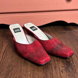 Vintage snake skin print heeled slides